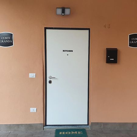 Curti Granda Hotel Rescaldina Kültér fotó