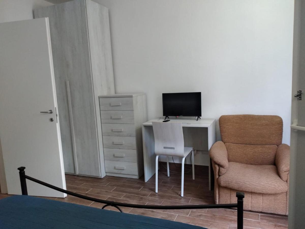 Curti Granda Hotel Rescaldina Kültér fotó