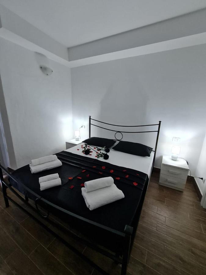 Curti Granda Hotel Rescaldina Kültér fotó