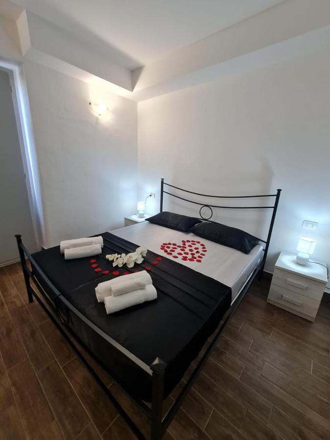 Curti Granda Hotel Rescaldina Kültér fotó